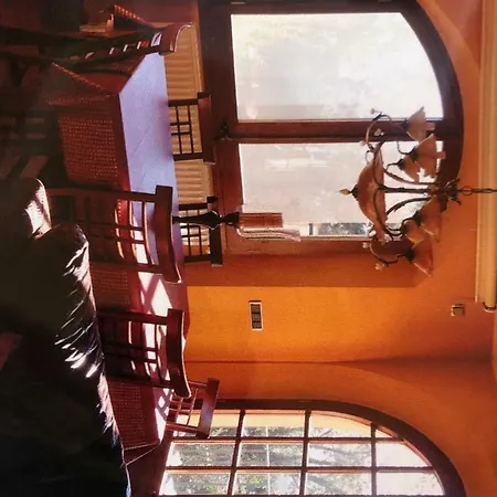 Villa Con Piscina Interior Gerona