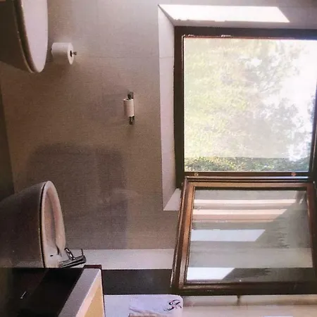 Con Piscina Interior *