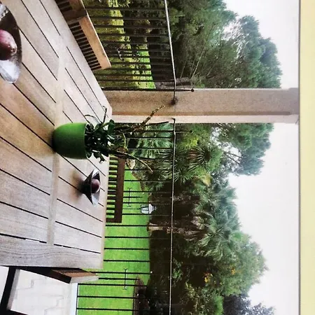 Villa Con Piscina Interior
